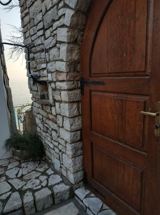Q Bay Apartments Qeparo Dış mekan fotoğraf